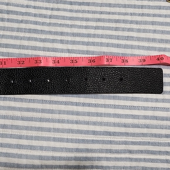 Michael Kors belt.  Sz lrg - Picture 2 of 8